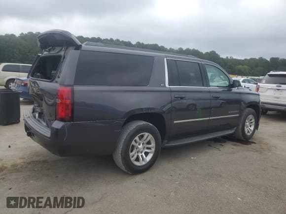 ✅ 2016 Chevrolet Suburban LT • VIN: 1GNSCHKC1GR237471 • Lot: 83938735. Listed on Copart with 212,095 mi. Free auction sales archive from the USA and detailed vehicle history report at DreamBid. Image 3.
