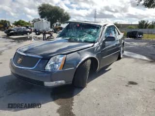 ✅ 2011 Cadillac DTS Luxury Collection • VIN: 1G6KD5E64BU132054 • Лот: 89870145. Опубликован ранее на Copart с пробегом 38 825 миль. Бесплатный доступ к архиву аукционных продаж из США и подробный отчёт об истории автомобиля на DreamBid. Изображение 1.