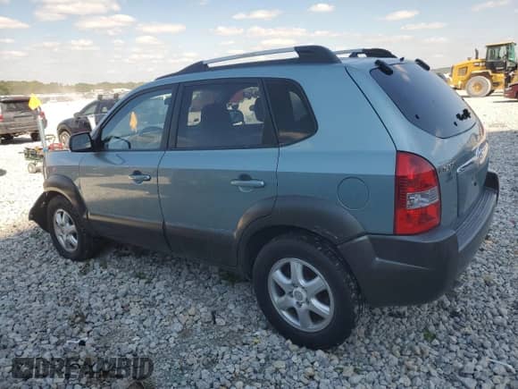 ✅ 2005 Hyundai Tucson GLS • VIN: KM8JN72D75U125250 • Лот: 71769275. Опубликован ранее на Copart с пробегом 124 288 миль. Бесплатный доступ к архиву аукционных продаж из США и подробный отчёт об истории автомобиля на DreamBid. Изображение 2.