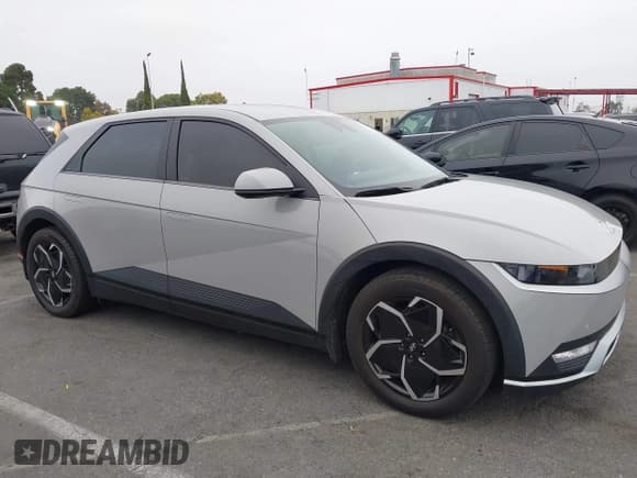 ✅ 2023 Hyundai Ioniq 5 SEL • VIN: KM8KN4AE1PU154078 • Lot: 42932265. Listed on IAAI with 8,662 mi. Free auction sales archive from the USA and detailed vehicle history report at DreamBid. Image 13.