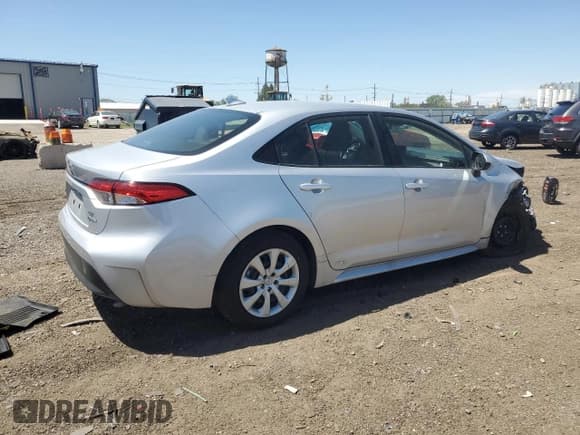 ✅ 2025 Toyota Corolla Hybrid LE • VIN: JTDBDMHE2SJ012412 • Lot: 57169775. Wystawiony na Copart z przebiegiem 2 962 mil. Bezpłatny archiwum sprzedaży aukcyjnych z USA i szczegółowy raport historii pojazdu na DreamBid. Zdjęcie 3.