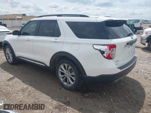 ✅ 2021 Ford Explorer XLT • VIN: 1FMSK7DH9MGA71136 • Lot: 42944961. Wystawiony na IAAI z przebiegiem 65 376 mil. Bezpłatny archiwum sprzedaży aukcyjnych z USA i szczegółowy raport historii pojazdu na DreamBid. Zdjęcie 3.