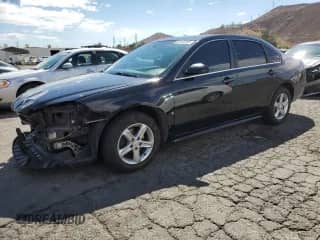 2009 Chevrolet Impala LS z VIN 2G1WB57N091218775, wystawiony jako Copart lot #82143105 z przebiegiem 108 670 mil mil oraz Szkoda całkowita • Salvage title. Historia ofert i sprzedaży dostępna na DreamBid. Obrazek 1.