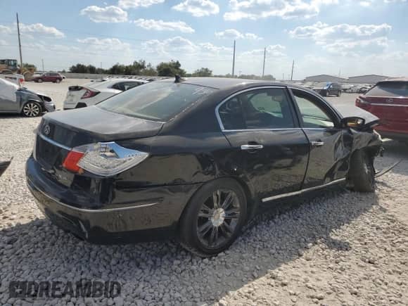 2011 Hyundai Genesis z VIN KMHGC4DF2BU125505, wystawiony jako Copart lot #73962494 z przebiegiem 118 288 mil mil oraz Szkoda całkowita • Salvage title. Historia ofert i sprzedaży dostępna na DreamBid. Obrazek 3.