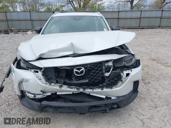 ✅ 2023 Mazda CX-50 S Premium Plus • VIN: 7MMVABEM7PN108865 • Lot: 42049215. Wystawiony na IAAI z przebiegiem 33 285 mil. Bezpłatny archiwum sprzedaży aukcyjnych z USA i szczegółowy raport historii pojazdu na DreamBid. Zdjęcie 6.