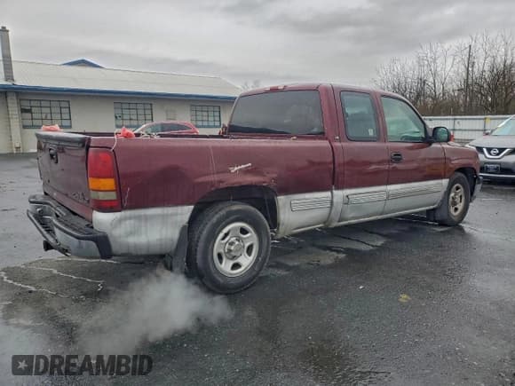 ✅ 2000 Chevrolet Silverado 1500 LS • VIN: 2GCEC19T1Y1314482 • Lot: 94380205. Wystawiony na Copart z przebiegiem 231 358 mil. Bezpłatny archiwum sprzedaży aukcyjnych z USA i szczegółowy raport historii pojazdu na DreamBid. Zdjęcie 3.