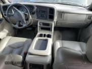 ✅ 2004 GMC Sierra 2500HD SLE • VIN: 1GTHK23U94F251061 • Lot: 63641505. Listed on Copart with 164,356 mi. Free auction sales archive from the USA and detailed vehicle history report at DreamBid. Image 8.