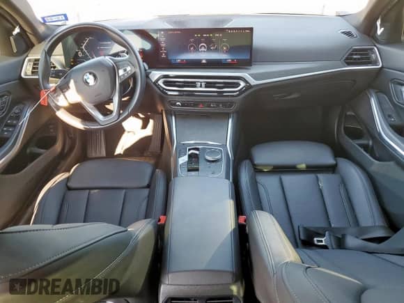 2023 BMW 3 Series 330i с VIN 3MW69FF08P8D70815, выставлен на аукционе Copart как лот 70840985 с пробегом 31 481 миль миль и Списание • Salvage title. История ставок и продаж доступна на DreamBid. Изображение 8.