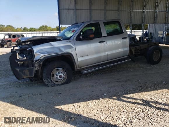 ✅ 2016 GMC Sierra 3500 • VIN: 1GD42VC80GF241506 • Lot: 80291735. Wystawiony na Copart z przebiegiem 189 823 mil. Bezpłatny archiwum sprzedaży aukcyjnych z USA i szczegółowy raport historii pojazdu na DreamBid. Zdjęcie 1.