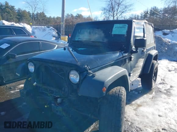 ✅ 2013 Jeep Wrangler Sport • VIN: 1C4AJWAG6DL582738 • Lot: 41656098. Listed on IAAI with 91,404 mi. Free auction sales archive from the USA and detailed vehicle history report at DreamBid. Image 18.