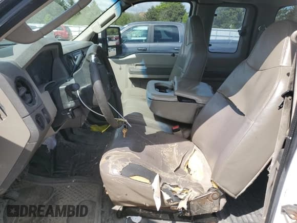 ✅ 2008 Ford F-250 XL • VIN: 1FTSX21508EE15568 • Lot: 55479405. Listed on Copart with 441,704 mi. Free auction sales archive from the USA and detailed vehicle history report at DreamBid. Image 7.