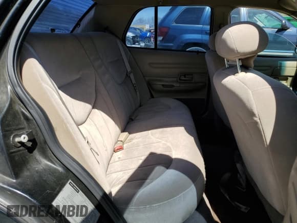 ✅ 2001 Ford Crown Victoria • VIN: 2FAFP73W21X103766 • Лот: 50717195. Опубликован ранее на Copart с пробегом 150 849 миль. Бесплатный доступ к архиву аукционных продаж из США и подробный отчёт об истории автомобиля на DreamBid. Изображение 10.