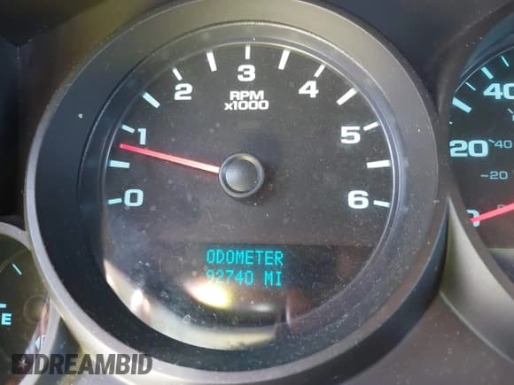 ✅ 2010 Chevrolet Silverado 1500 Work Truck • VIN: 1GCPCPEX6AZ139292 • Lot: 42267371. Listed on IAAI with 92,740 mi. Free auction sales archive from the USA and detailed vehicle history report at DreamBid. Image 7.