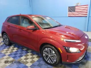✅ 2023 Hyundai Kona SEL • VIN: KM8K33AG2PU189777 • Лот: 76132994. Опубликован ранее на Copart с пробегом 22 452 миль. Бесплатный доступ к архиву аукционных продаж из США и подробный отчёт об истории автомобиля на DreamBid. Изображение 4.