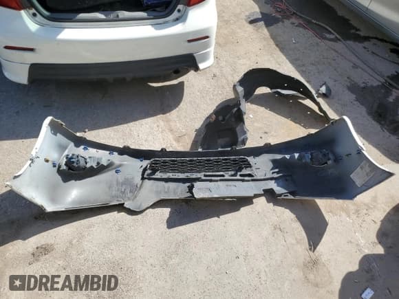 ✅ 2010 Toyota Matrix S • VIN: 2T1KE4EE9AC035889 • Lot: 54333535. Wystawiony na Copart z przebiegiem 166 206 mil. Bezpłatny archiwum sprzedaży aukcyjnych z USA i szczegółowy raport historii pojazdu na DreamBid. Zdjęcie 12.