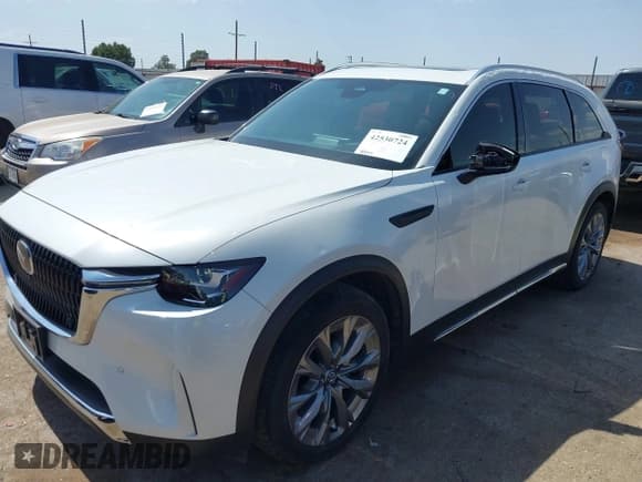 ✅ 2024 Mazda CX-90 Premium Plus • VIN: JM3KKEHD8R1101776 • Lot: 42530724. Wystawiony na IAAI z przebiegiem 18 543 mil. Bezpłatny archiwum sprzedaży aukcyjnych z USA i szczegółowy raport historii pojazdu na DreamBid. Zdjęcie 2.