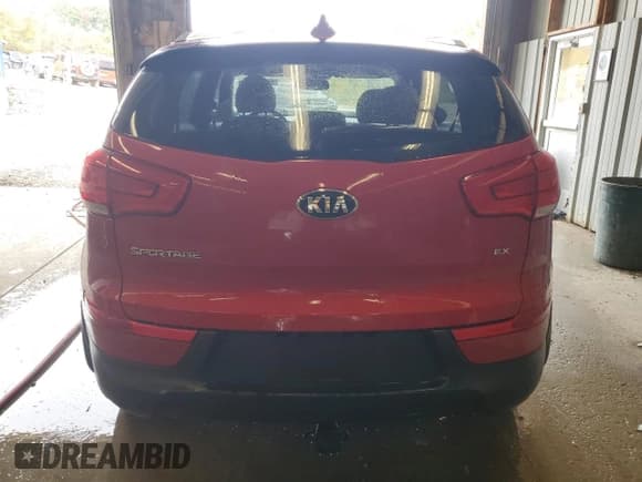 ✅ 2014 Kia Sportage EX • VIN: KNDPCCAC9E7607612 • Lot: 86507515. Wystawiony na Copart z przebiegiem 120 960 mil. Bezpłatny archiwum sprzedaży aukcyjnych z USA i szczegółowy raport historii pojazdu na DreamBid. Zdjęcie 6.