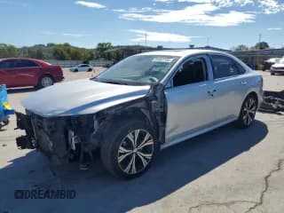 ✅ 2020 Volkswagen Passat SEL • VIN: 1VWCA7A31LC018356 • Lot: 84057705. Wystawiony na Copart z przebiegiem 79 526 mil. Bezpłatny archiwum sprzedaży aukcyjnych z USA i szczegółowy raport historii pojazdu na DreamBid. Zdjęcie 1.