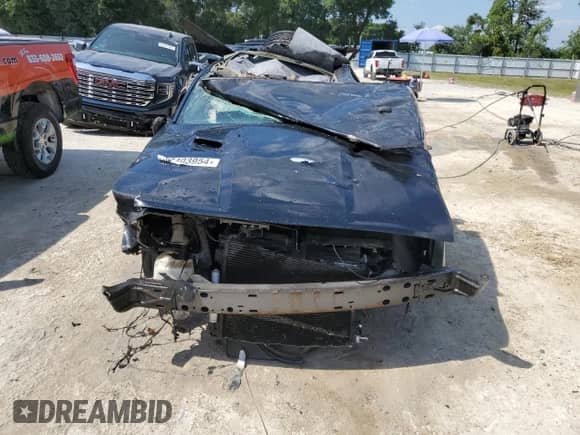 2013 Dodge Challenger R/T Plus z VIN 2C3CDYBT3DH629006, wystawiony jako Copart lot #52403954 z przebiegiem Nie podano mil oraz Nie do naprawy • Non repairable. Historia ofert i sprzedaży dostępna na DreamBid. Obrazek 5.