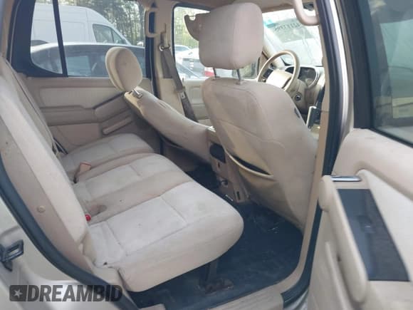 ✅ 2007 Ford Explorer Sport Trac XLT • VIN: 1FMEU31K17UA03709 • Лот: 42113395. Опубликован ранее на IAAI с пробегом 213 203 миль. Бесплатный доступ к архиву аукционных продаж из США и подробный отчёт об истории автомобиля на DreamBid. Изображение 8.