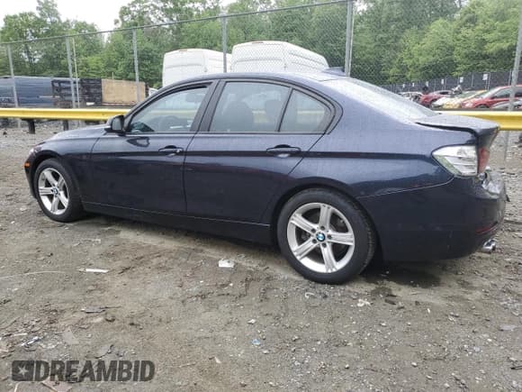✅ 2013 BMW 3 Series 328i • VIN: WBA3A5G54DNP23798 • Lot: 56395835. Listed on Copart with 138,593 mi. Free auction sales archive from the USA and detailed vehicle history report at DreamBid. Image 2.