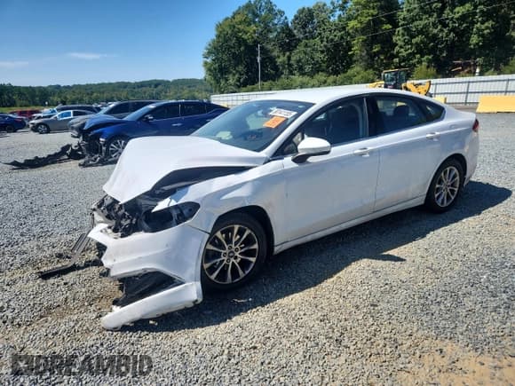 ✅ 2017 Ford Fusion SE • VIN: 3FA6P0H78HR198447 • Lot: 80141155. Wystawiony na Copart z przebiegiem 230 681 mil. Bezpłatny archiwum sprzedaży aukcyjnych z USA i szczegółowy raport historii pojazdu na DreamBid. Zdjęcie 1.