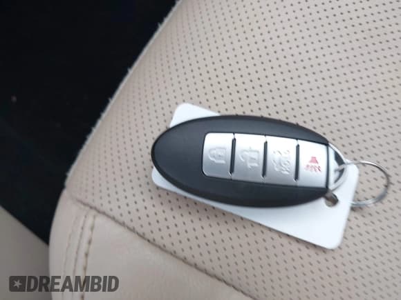 ✅ 2017 Nissan Altima SL • VIN: 1N4BL3AP2HC136689 • Лот: 43644556. Опубликован ранее на IAAI с пробегом 38 009 миль. Бесплатный доступ к архиву аукционных продаж из США и подробный отчёт об истории автомобиля на DreamBid. Изображение 11.