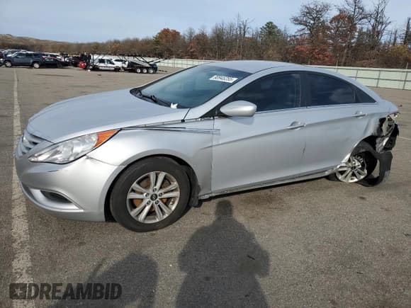 ✅ 2012 Hyundai Sonata GLS • VIN: 5NPEB4AC6CH475966 • Lot: 90945255. Wystawiony na Copart z przebiegiem Nie podano. Bezpłatny archiwum sprzedaży aukcyjnych z USA i szczegółowy raport historii pojazdu na DreamBid. Zdjęcie 1.