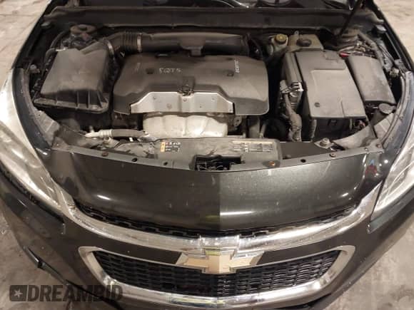 2014 Chevrolet Malibu LS z VIN 1G11A5SL8EF191539, wystawiony jako IAAI lot #42921516 z przebiegiem 129 684 mil mil oraz . Historia ofert i sprzedaży dostępna na DreamBid. Obrazek 10.