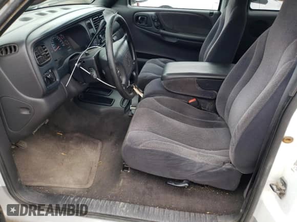 2000 Dodge Dakota z VIN 1B7GL22X4YS517720, wystawiony jako Copart lot #66695224 z przebiegiem 124 207 mil mil oraz Szkoda całkowita • Salvage title. Historia ofert i sprzedaży dostępna na DreamBid. Obrazek 7.