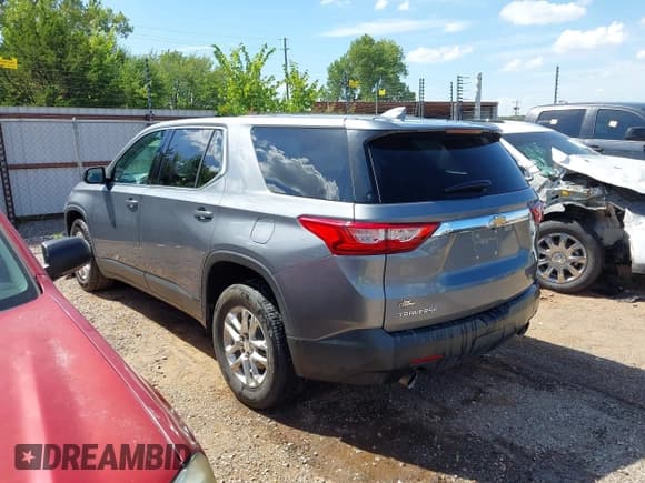 ✅ 2018 Chevrolet Traverse LS • VIN: 1GNERFKW9JJ175091 • Lot: 42826554. Listed on IAAI with 144,044 mi. Free auction sales archive from the USA and detailed vehicle history report at DreamBid. Image 14.