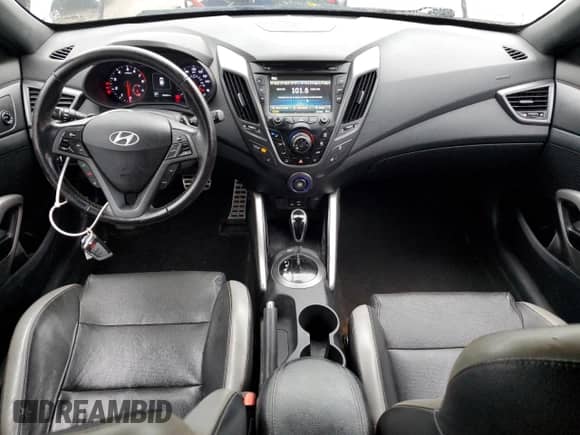 ✅ 2016 Hyundai Veloster Turbo • VIN: KMHTC6AE4GU298732 • Лот: 73544994. Размещён на Copart с пробегом 94 061 миль миль. Получите бесплатный доступ к архиву аукционных продаж из США и посмотрите подробный отчёт об истории автомобиля на DreamBid. Изображение 8.