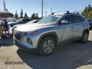 2023 Hyundai Tucson Blue z VIN KM8JBCA13PU090699, wystawiony jako Copart lot #66438365 z przebiegiem 44 326 mil mil oraz Szkoda całkowita • Salvage title. Historia ofert i sprzedaży dostępna na DreamBid. Obrazek 1.