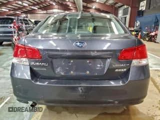 ✅ 2012 Subaru Legacy Premium • VIN: 4S3BMBF68C3035084 • Lot: 94552435. Wystawiony na Copart z przebiegiem 124 040 mil. Bezpłatny archiwum sprzedaży aukcyjnych z USA i szczegółowy raport historii pojazdu na DreamBid. Zdjęcie 6.
