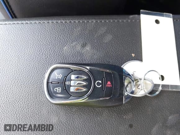 ✅ 2025 Buick Envista Sport Touring • VIN: KL47LBEPXSB093831 • Лот: 43315119. Опубликован ранее на IAAI с пробегом 16 744 миль. Бесплатный доступ к архиву аукционных продаж из США и подробный отчёт об истории автомобиля на DreamBid. Изображение 11.