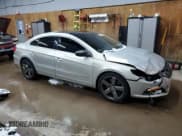 ✅ 2009 Volkswagen CC 4Motion • VIN: WVWGU73C79E535781 • Лот: 84482454. Опубликован ранее на Copart с пробегом 147 108 миль. Бесплатный доступ к архиву аукционных продаж из США и подробный отчёт об истории автомобиля на DreamBid. Изображение 4.