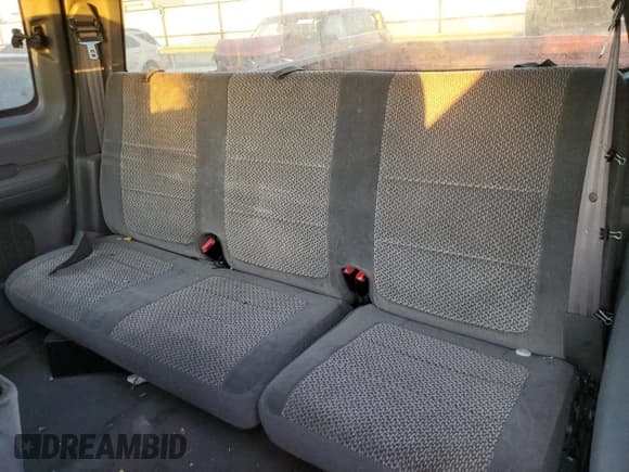 ✅ 2001 Ford F-150 XL • VIN: 1FTRX17WX1KC66652 • Lot: 82570695. Listed on Copart with Not provided. Free auction sales archive from the USA and detailed vehicle history report at DreamBid. Image 10.