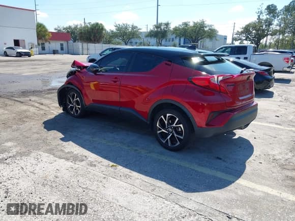 ✅ 2020 Toyota C-HR XLE • VIN: JTNKHMBX0L1087461 • Лот: 43514056. Опубликован ранее на IAAI с пробегом 64 335 миль. Бесплатный доступ к архиву аукционных продаж из США и подробный отчёт об истории автомобиля на DreamBid. Изображение 3.
