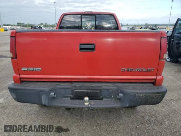 2001 Chevrolet S-10 LS ZR2 с VIN 1GCCT19W818241020, выставлен на аукционе Copart как лот 69522755 с пробегом 176 494 миль миль и Чистый • Clean title. История ставок и продаж доступна на DreamBid. Изображение 6.