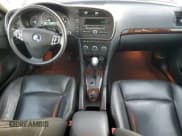 ✅ 2011 Saab 9-3 • VIN: YS3FA4CY9B1307205 • Lot: 93189955. Wystawiony na Copart z przebiegiem 150 278 mil. Bezpłatny archiwum sprzedaży aukcyjnych z USA i szczegółowy raport historii pojazdu na DreamBid. Zdjęcie 8.