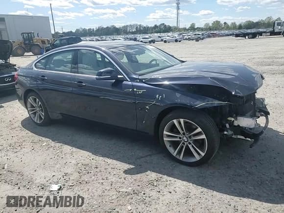 ✅ 2019 BMW 4 Series 430i xDrive • VIN: WBA4J3C59KBL07291 • Lot: 53109715. Listed on Copart with 39,604 mi. Free auction sales archive from the USA and detailed vehicle history report at DreamBid. Image 11.