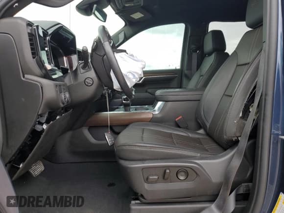 ✅ 2022 Chevrolet Silverado 1500 High Country • VIN: 1GCPAFED9NZ631102 • Лот: 71194294. Опубликован ранее на Copart с пробегом 48 027 миль. Бесплатный доступ к архиву аукционных продаж из США и подробный отчёт об истории автомобиля на DreamBid. Изображение 7.