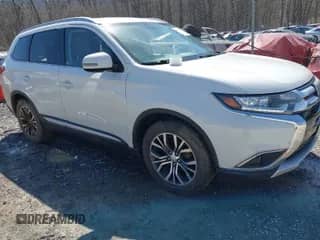 2017 Mitsubishi Outlander SE z VIN JA4AZ3A33HZ038747, wystawiony jako IAAI lot #41770259 z przebiegiem 105 704 mil mil oraz . Historia ofert i sprzedaży dostępna na DreamBid. Obrazek 1.