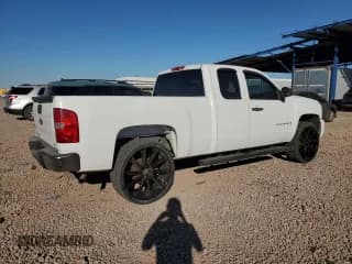 ✅ 2009 Chevrolet Silverado 1500 Work Truck • VIN: 1GCEC19C69Z265711 • Lot: 76830684. Listed on Copart with 210,665 mi. Free auction sales archive from the USA and detailed vehicle history report at DreamBid. Image 3.