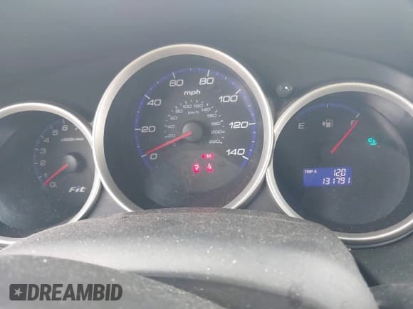 ✅ 2007 Honda Fit Sport • VIN: JHMGD37697S059849 • Lot: 42762132. Listed on IAAI with 131,791 mi. Free auction sales archive from the USA and detailed vehicle history report at DreamBid. Image 7.