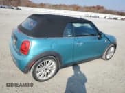 ✅ 2018 MINI Convertible Cooper • VIN: WMWWG5C5XJ3D00719 • Lot: 93783995. Wystawiony na Copart z przebiegiem 22 150 mil. Bezpłatny archiwum sprzedaży aukcyjnych z USA i szczegółowy raport historii pojazdu na DreamBid. Zdjęcie 3.