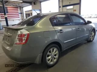 ✅ 2011 Nissan Sentra SL • VIN: 3N1AB6AP4BL647958 • Lot: 86181935. Wystawiony na Copart z przebiegiem 180 706 mil. Bezpłatny archiwum sprzedaży aukcyjnych z USA i szczegółowy raport historii pojazdu na DreamBid. Zdjęcie 3.