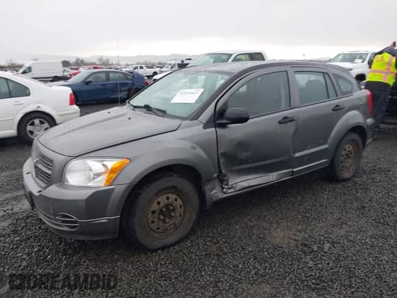 2012 Dodge Caliber SE z VIN 1C3CDWBA7CD531675, wystawiony jako IAAI lot #41624423 z przebiegiem 177 686 mil mil oraz . Historia ofert i sprzedaży dostępna na DreamBid. Obrazek 2.