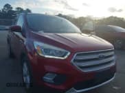 ✅ 2018 Ford Escape SEL • VIN: 1FMCU0HD6JUB34302 • Lot: 43797063. Wystawiony na IAAI z przebiegiem 119 359 mil. Bezpłatny archiwum sprzedaży aukcyjnych z USA i szczegółowy raport historii pojazdu na DreamBid. Zdjęcie 6.