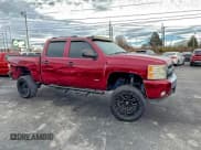✅ 2007 Chevrolet Silverado 1500 1LT • VIN: 2GCEK13C671589369 • Lot: 94387615. Wystawiony na Copart z przebiegiem 229 001 mil. Bezpłatny archiwum sprzedaży aukcyjnych z USA i szczegółowy raport historii pojazdu na DreamBid. Zdjęcie 1.